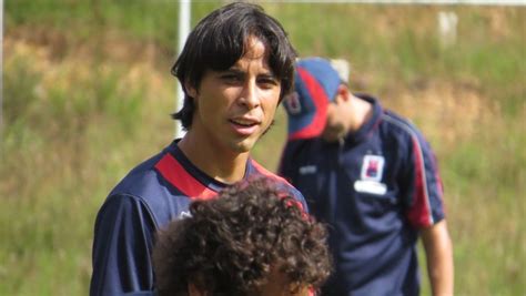 Versátil e matador volante Ricardinho é uma das principais armas do Paraná