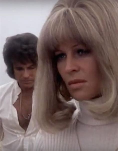 Warren Beatty And Julie Christie In Shampoo 1975 Julie Christie