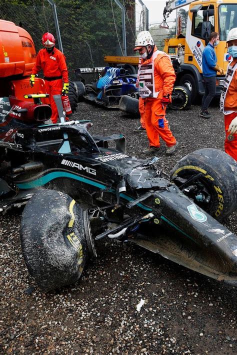 The crashed Mercedes and Williams during the 2021 Imola GP | Formula 1 ...