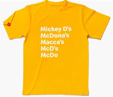 マクドナルドのアイコンがアパレルやグッズに「official Mcdonalds Clothing And Merchandise