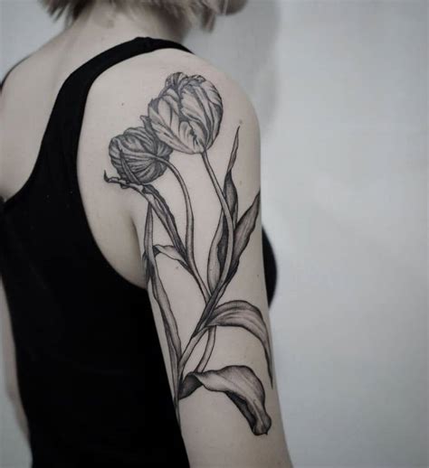 Top 109 Best Tulip Tattoo Ideas [2021 Inspiration Guide]