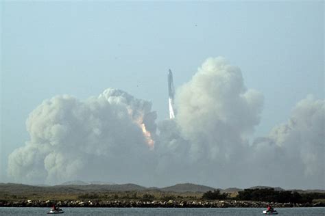 Spacex Achieves Liftoff In Starship Test But Explosion Ends Flight Early