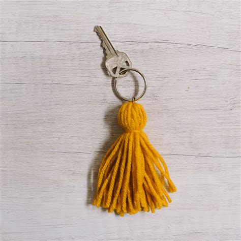 How to Make a Yarn Tassel Keychain | DIY Tutorial with Yarn