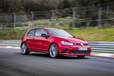 Vw Golf Gti Clubsport S Becomes The Nurburgring Front Wheel Drive King Recombu