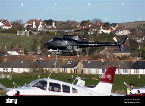 Aerospatiale As 350 Squirrel Hi Res Stock Photography And Images Alamy