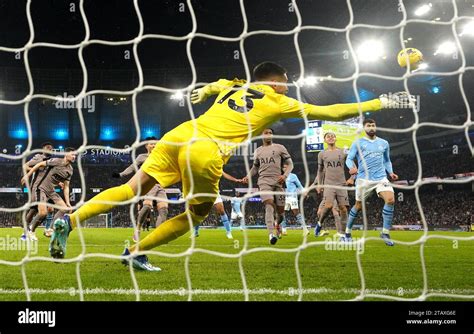 El Tottenham Hotspur Son Heung Min Oculto A La Izquierda Marca El