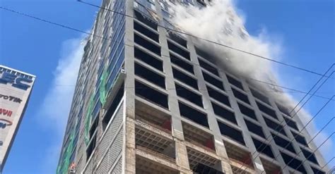 Preocupaci N Por El Riesgo De Derrumbe De Edificio Incendiado En