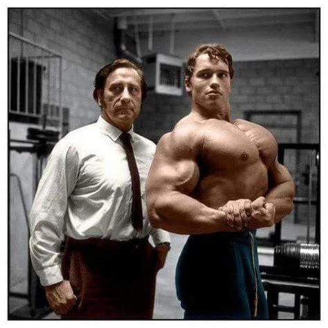 Arnold Side Pose Bodybuilding Joe Weider Arnold Bodybuilding