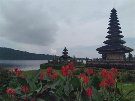 Pesona Tiga Pura Di Ubud Bali Penuh Cerita Legendaris Tagar