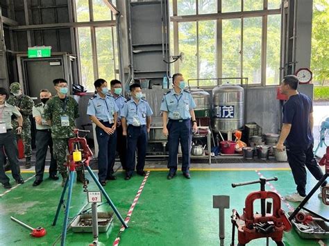 高市榮服處舉辦屆退官兵權益說明會 擴大服務層面 生活 高市榮服處舉辦屆退官兵權益說明會 擴大服務層面 青年日報