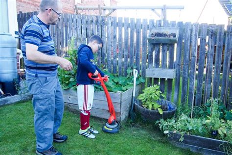 10 DIY Giant Garden Games | Mum In The Madhouse