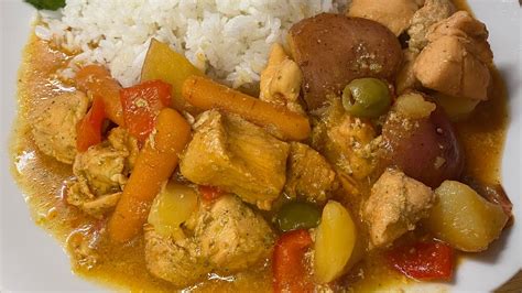 How To Make Puerto Rican Chicken Stew Pollo Guisado Puertorrique O