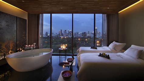 SO Sofitel Bangkok - Quirky Five Star Luxury