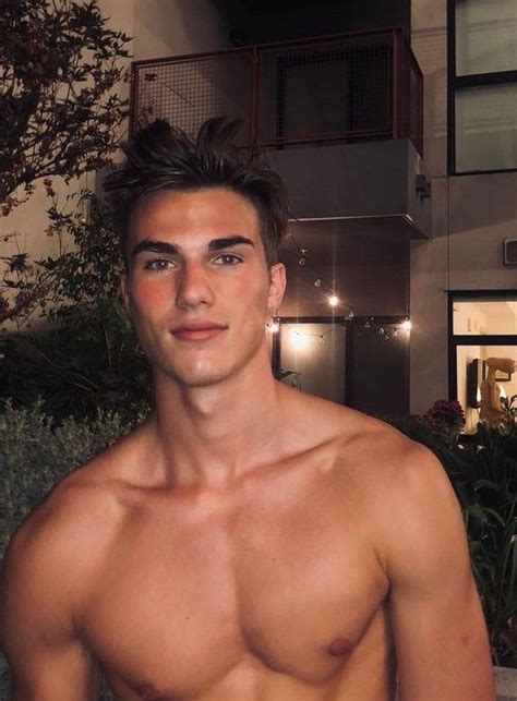 Pin De Jiří Vymětal En Male Models Nice Men Fotos De Hombres Guapos