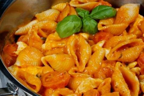 One Pot Pasta Rezept Mit Tomate Und Mozzarella