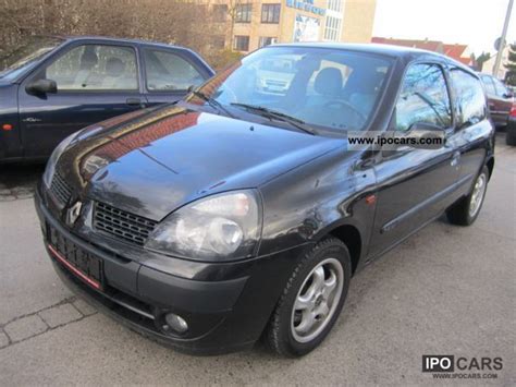 2002 Renault Clio 1 4 16V Privilege Car Photo And Specs