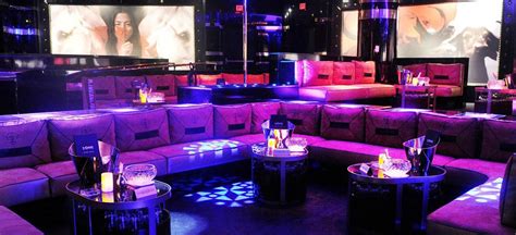 VIP TABLE in the STRIP CLUB | Packs 【BCN StripClub】