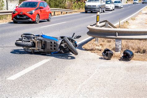 Al Menos Un Motorista Resulta Herido En Un Accidente De Tráfico En La Carretera Sant Josep