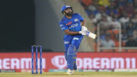 Gt Vs Mi आखिर कब तक जारी रहेगा Rohit Sharma का फ्लॉप शो फिर सस्ते में