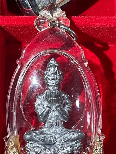 Phra Jatukam Pidta Hobbies And Toys Memorabilia And Collectibles