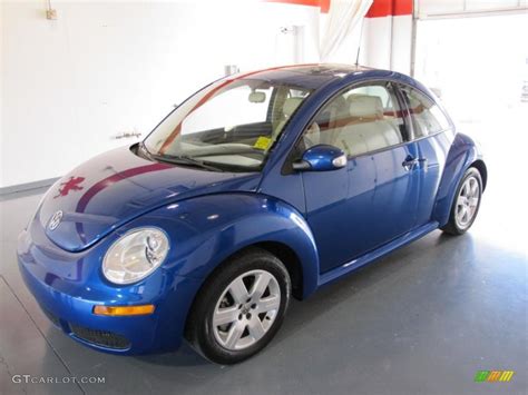 Laser Blue Volkswagen New Beetle Coupe Photo