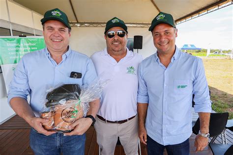 Presidente Marcelo Bertoni participa da Expocanas 2024 Agropecuária