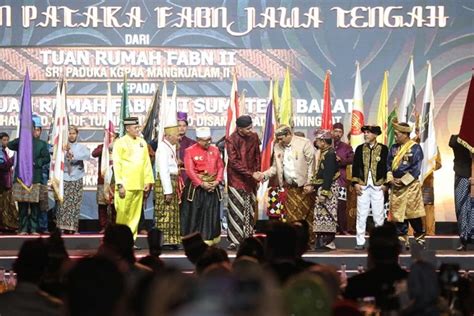 Ganjar Satukan Raja Raja Se Nusantara Dan Suguhkan Pawai Budaya