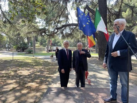 Savona Intitolati I Giardini Del Prolungamento A Enrico Berlinguer