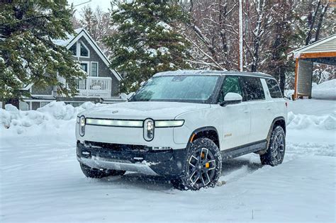 Rivian R1S review: king of the mountain - The Verge