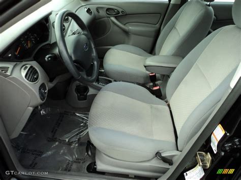 Medium Graphite Interior 2004 Ford Focus Zts Sedan Photo 88930025