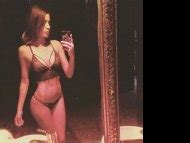 Naked Talía Loaiza Added 07 19 2016 by jaime23