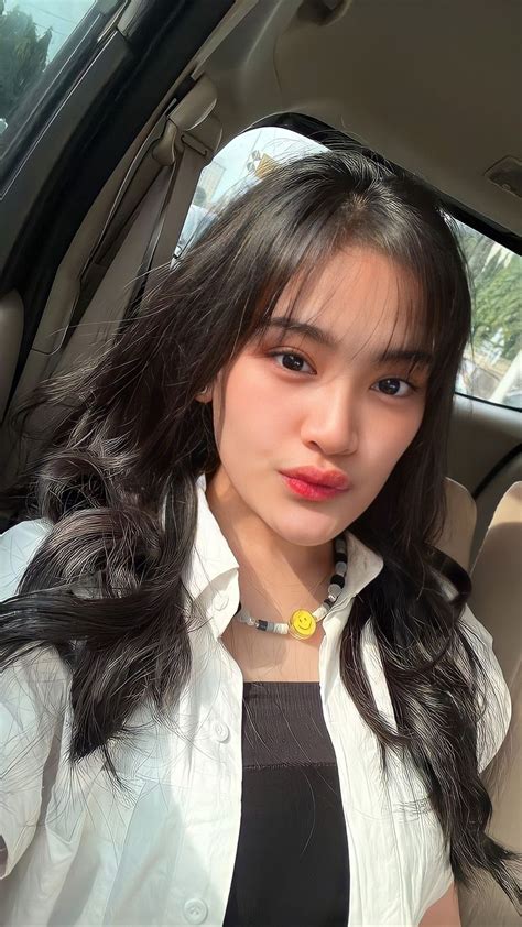 Ashel Jkt48 Di 2024 Gaya Kasual Wanita Gadis Gadis Cantik Orang Cantik