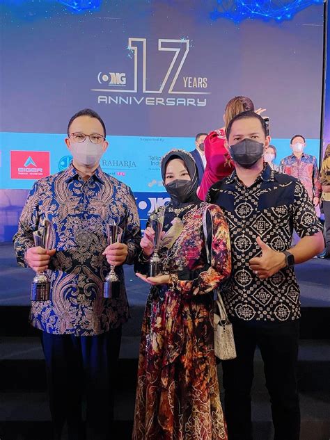 Keren Dokter Ayu Widyaningrum Raih Obsession Awards 2021