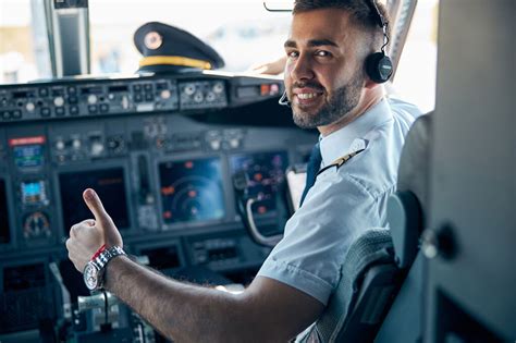 Delta Airlines Pilot Salary Monthly And Yearly Pay Rates