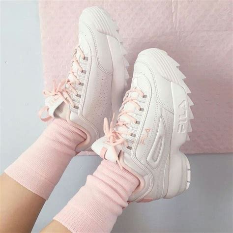 Pin By Valeria Fanilla On Clothes Aesthetic Shoes Kawaii Shoes Cute