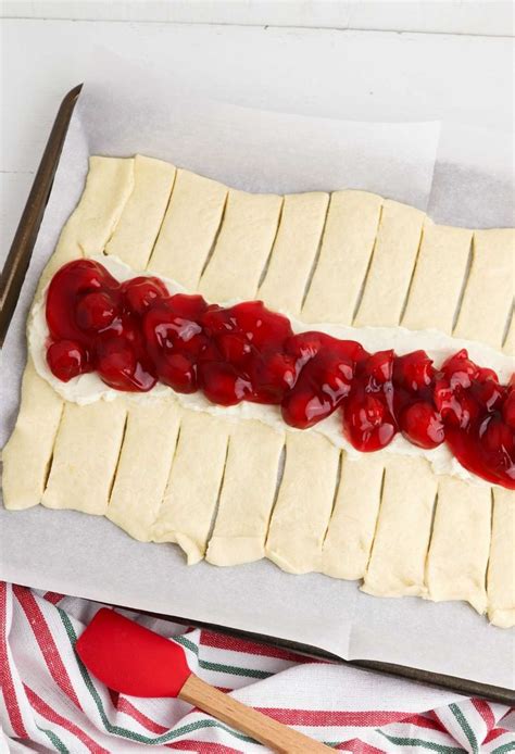 Cherry Cheesecake Crescent Roll Danish Dine Dream Discover Recipe