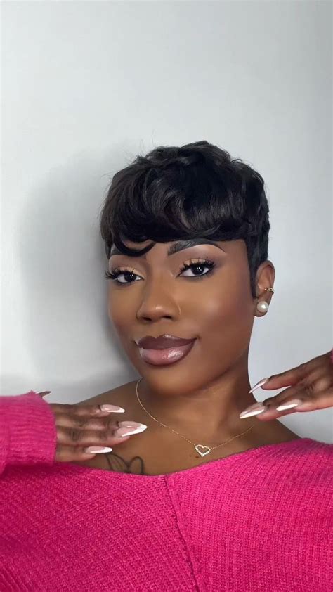 GO TO NUDE LIP COMBO In Cute Hairstyles For Short Hair Mom Hairstyles Hair And Makeup