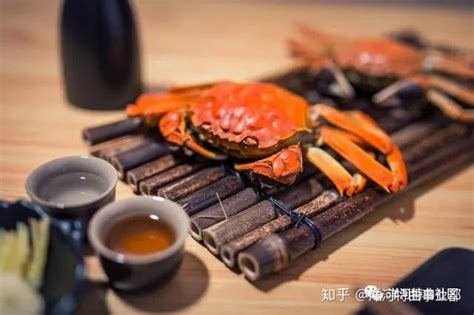 吃螃蟹能搭配酒吗 一定记住这种酒不能和螃蟹一起进食 知乎