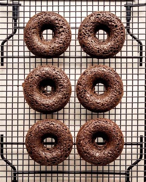 Baked Chocolate Donut Recipe In 30 Minutes Kickass Baker