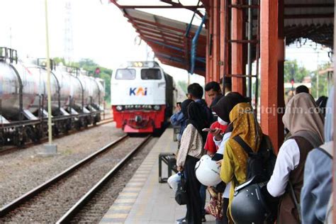 Persen Tiket Ka Periode Nataru Keberangkatan Daop Madiun Sudah Dipesan