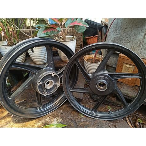 Jual Velg Cb R Cb R Old Lama New Megapro Verza Mega Pro Pelek