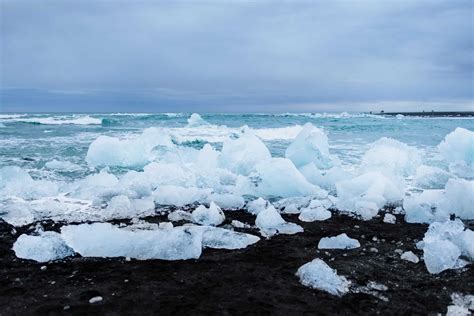 Diamond Beach Iceland: A Guide to Jokulsarlon Glacier Lagoon - Jared's Detours