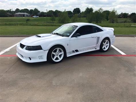 Whiteboys Mustangs 2000 Saleen 330