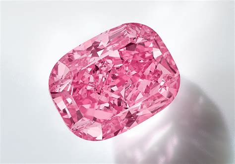 Pink Diamond 35m Rare Stone Is Set To Exhibit In Dubai