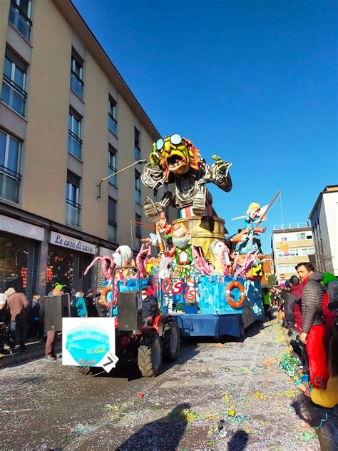 Cant La Prima Sfilata Del Carnevale Porta Sorrisi E Insegna Umilt