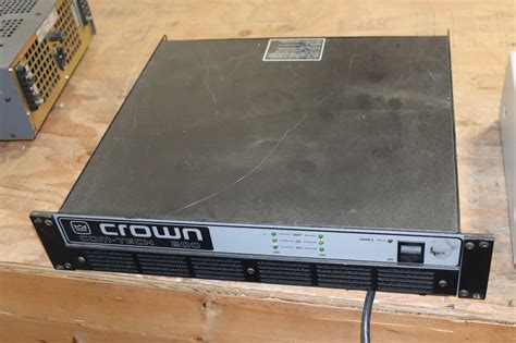 Crown Tech Ch Stereo Pro Power Amplifier Watts Per