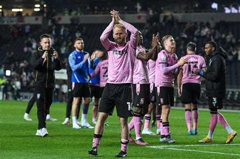 Sheffield Wednesday Captain Barry Bannan Offers League One Play Off