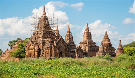 Group of ancient pagoda in Bagan plain of Myanmar. 6877339 Stock Photo at Vecteezy