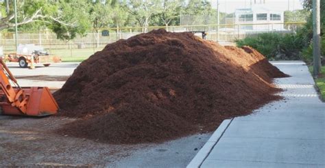 How Much Does A Yard Of Mulch Weigh With Tables Geartrench