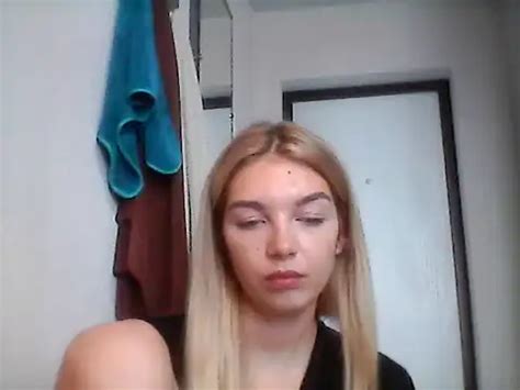 Starryhanna Stripchat Live Sex Cam Livecamgirls Io